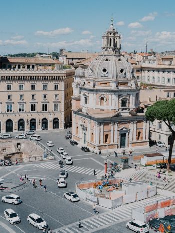 Обои 1620x2160 столичный город Рим, Италия
