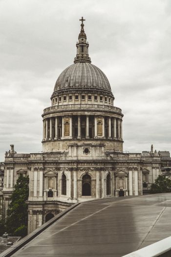 London, Great Britain Wallpaper 640x960