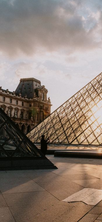 Paris, France, Louvre Wallpaper 1080x2340