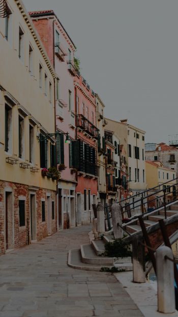 Обои 1080x1920 Венеция, Италия, городская улица