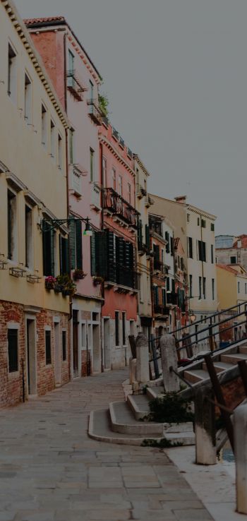 Обои 720x1520 Венеция, Италия, городская улица
