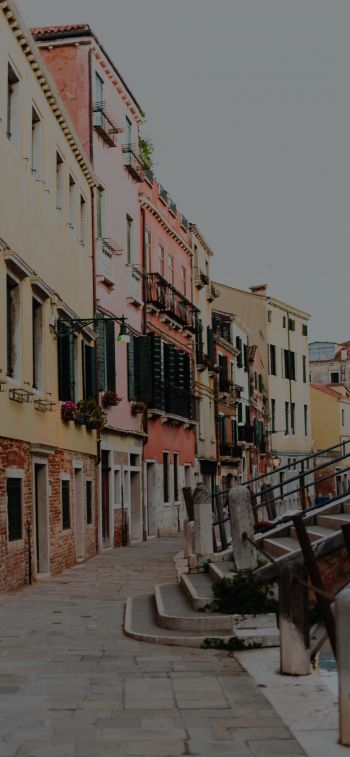 Venice, Italy, city street Wallpaper 828x1792