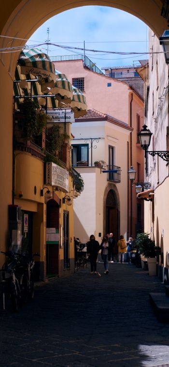 Обои 828x1792 столичный город Неаполь, Италия