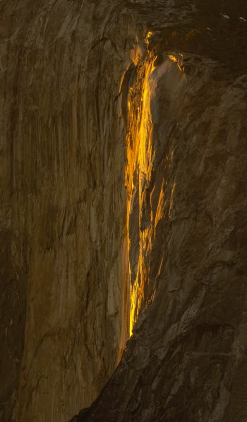Yosemite Falls Wallpaper 600x1024