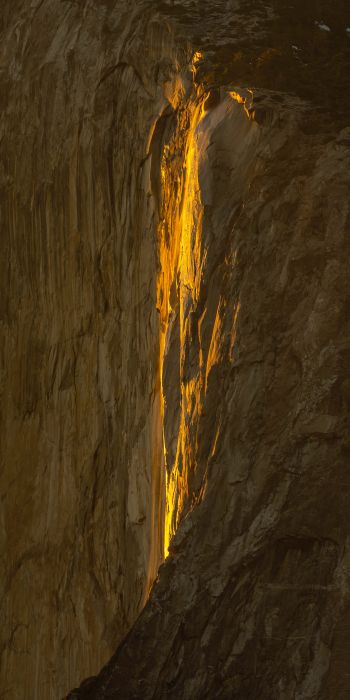 Yosemite Falls Wallpaper 720x1440