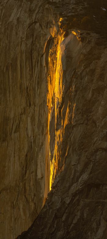 Yosemite Falls Wallpaper 1440x3200