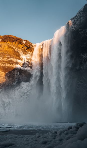 Обои 600x1024 Исландия, водопад