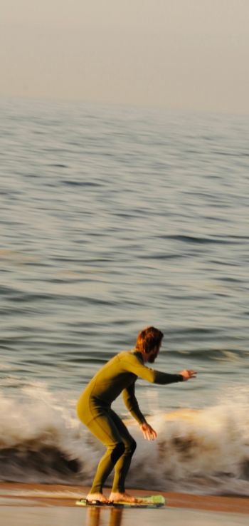sportsman, on the wave Wallpaper 1440x3040