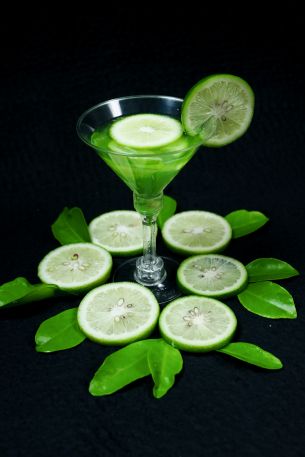cocktail, lime, citrus Wallpaper 3648x5472