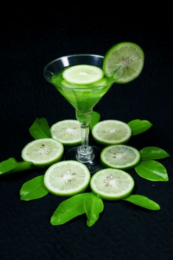 cocktail, lime, citrus Wallpaper 640x960