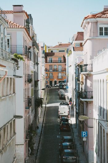 Lisbon, Portugal Wallpaper 640x960