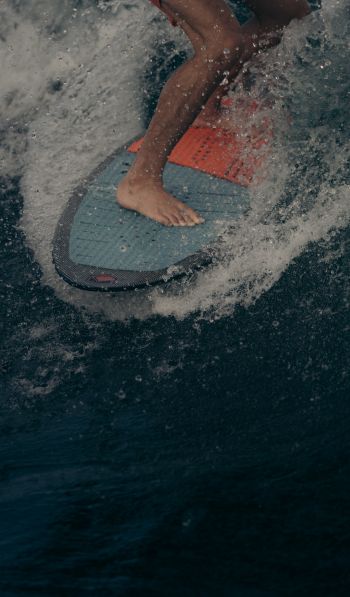 surfer, sportsman Wallpaper 600x1024