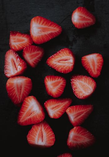 strawberry, berry Wallpaper 1640x2360