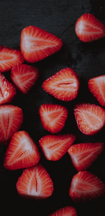 strawberry, berry Wallpaper 1440x2960