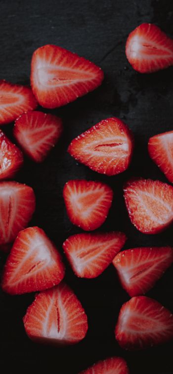 strawberry, berry Wallpaper 1284x2778