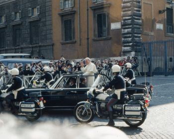 pope, security Wallpaper 1280x1024