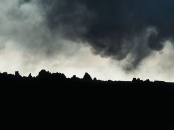 before the storm, dark photo Wallpaper 1024x768