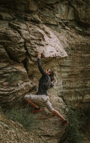 rocks, mountains, sportsman Wallpaper 1752x2800