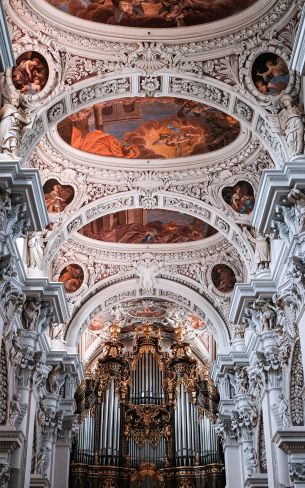 St. Stephen's Cathedral, Passau, Germany Wallpaper 800x1280