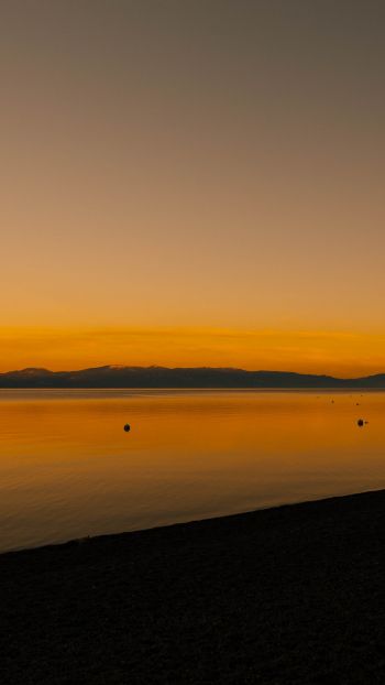 Lake Tahoe, USA Wallpaper 750x1334