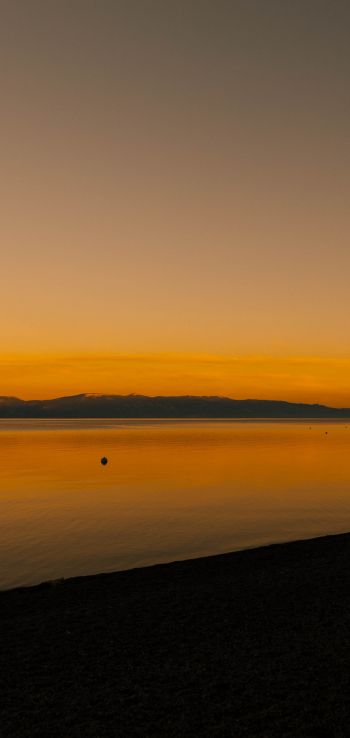 Lake Tahoe, USA Wallpaper 720x1520