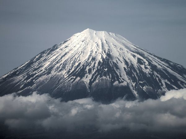 Fujiyama, volcano, Japan Wallpaper 1024x768