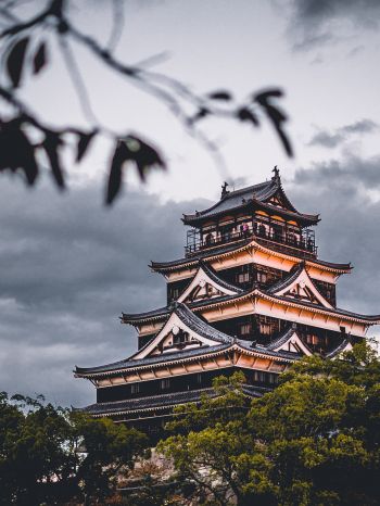 Обои 1668x2224 Замок Хиросима, храм, Япония