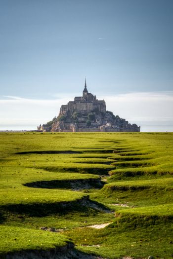 Mont-Saint-Michel, France Wallpaper 640x960