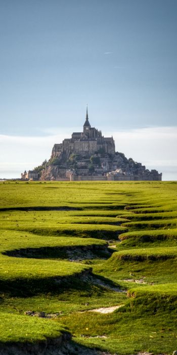 Mont-Saint-Michel, France Wallpaper 720x1440