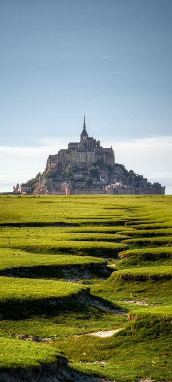 Mont-Saint-Michel, France Wallpaper 1080x2400