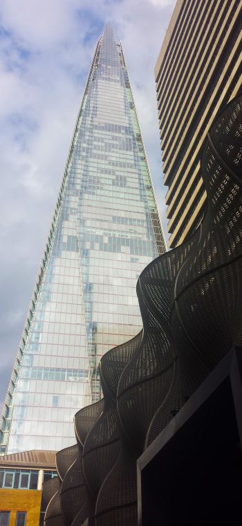 glass skyscraper Wallpaper 1080x2340