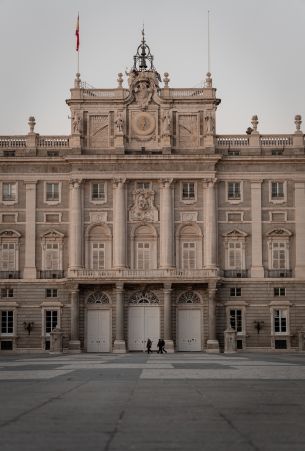 royal palace, Madrid, Spain Wallpaper 3937x5833