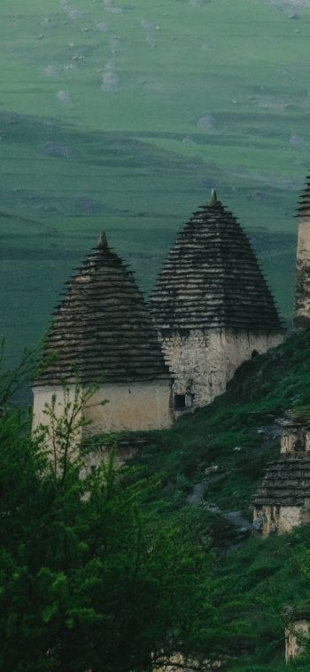 Обои 1170x2532 Северная Осетия, деревня