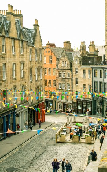 Victoria Street, Edinburgh, Great Britain Wallpaper 1200x1920