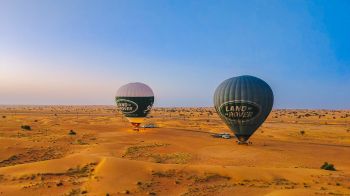 Desert Safari, Dubai Wallpaper 1366x768