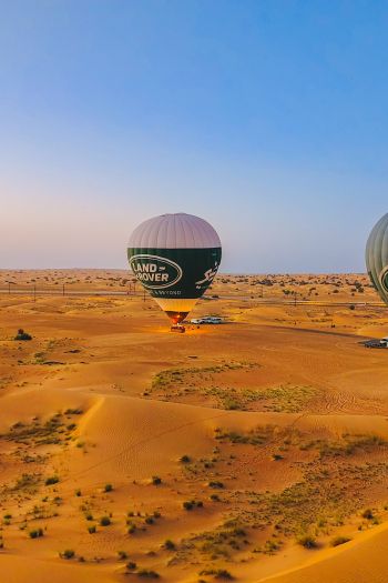 Desert Safari, Dubai Wallpaper 640x960