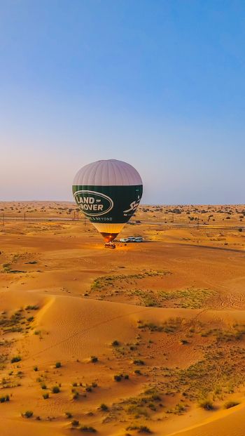 Desert Safari, Dubai Wallpaper 640x1136