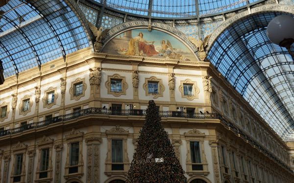 Milan, Italy Wallpaper 2560x1600
