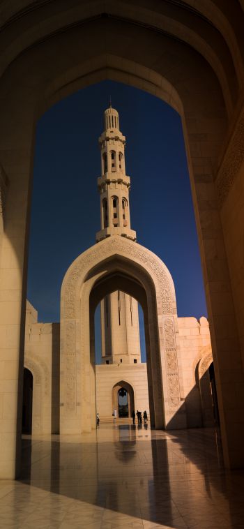 Sultan Qaboos Grand Mosque Wallpaper 1080x2340