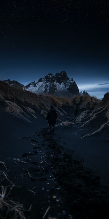 Iceland, mountains in the night Wallpaper 720x1440