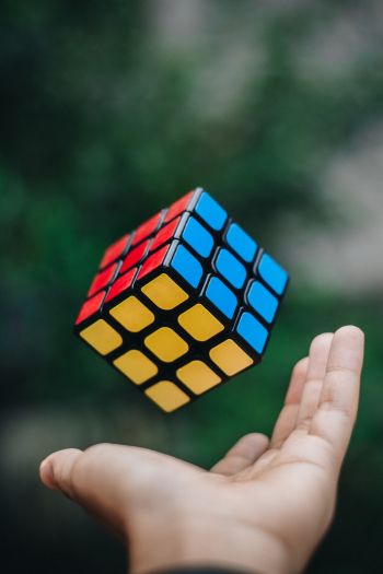 Rubik's cube Wallpaper 640x960