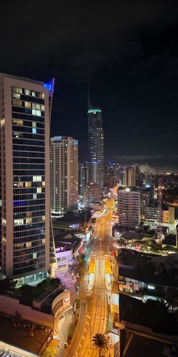 Gold Coast, Australia Wallpaper 720x1440