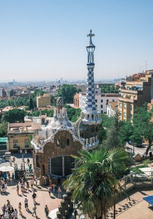 Park Guell, Barcelona, Spain Wallpaper 1668x2388