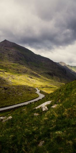 road in the mountains Wallpaper 720x1440