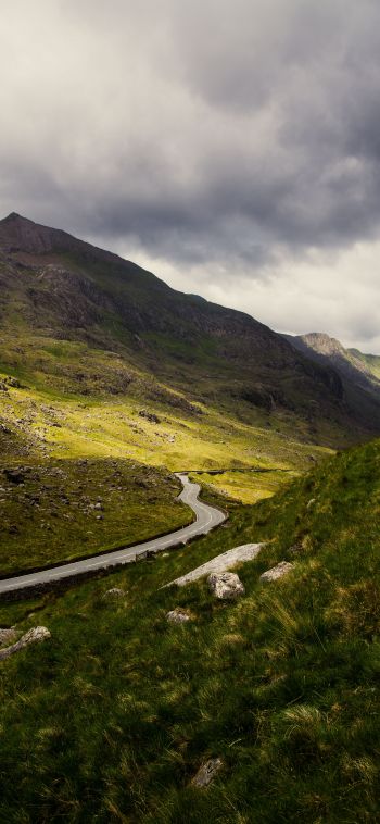 road in the mountains Wallpaper 1080x2340