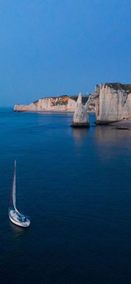 Etretat, France Wallpaper 1080x2340