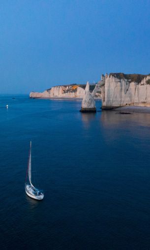 Etretat, France Wallpaper 1200x2000