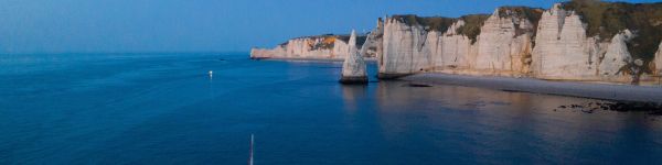 Etretat, France Wallpaper 1590x400