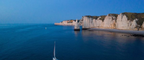 Etretat, France Wallpaper 2560x1080