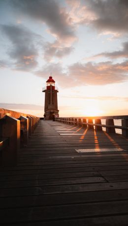 lighthouse, Fekan, France Wallpaper 640x1136